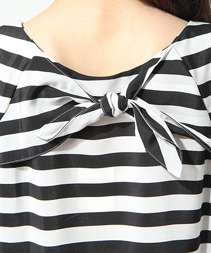 後ろリボンブラウス半袖