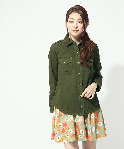 ミリタリーシャツ