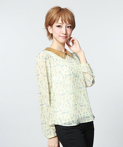 プリントブラウス