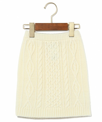 ケーブルニット スカート