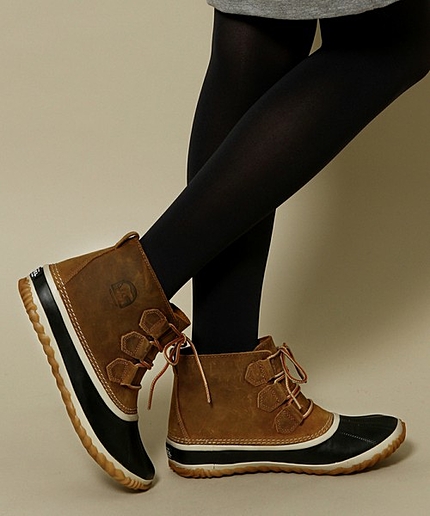 △BYRI SOREL Out And About Leather ショートブーツ