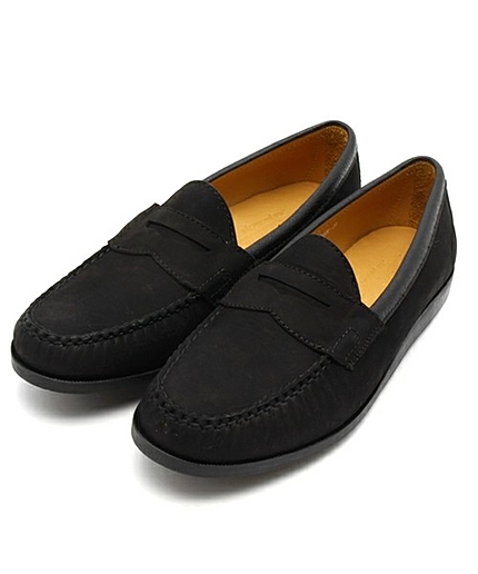 UA ヌバックローファー