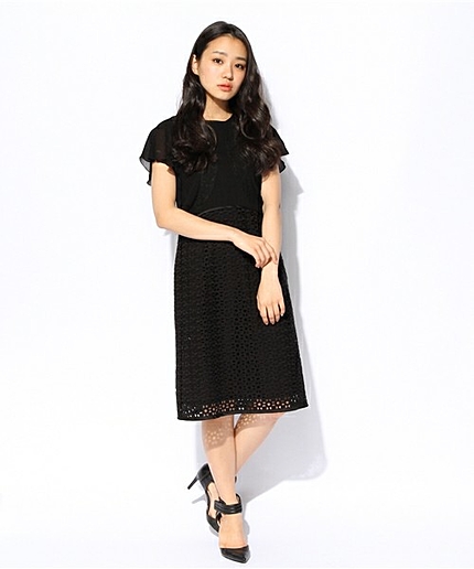 ☆コットン刺繍ブラックドレス
