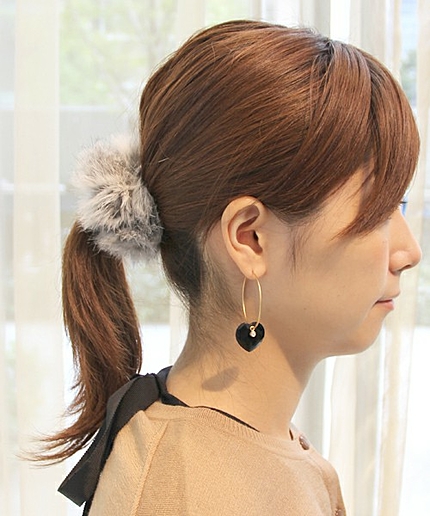 SH RABBIT FUR シュシュ