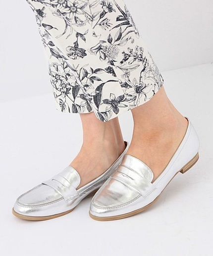 ○UAW MTL ローファー