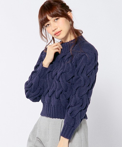 変形ケーブルプルオーバー/ AE ヘンケイ CABLE PO