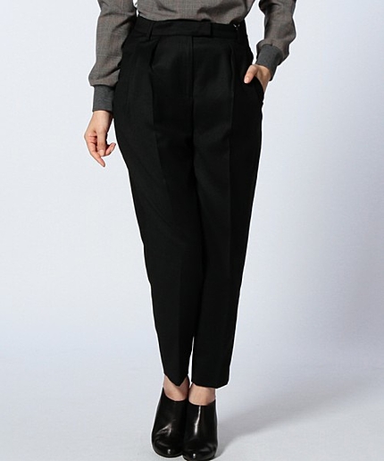 UAB W/R タックパンツ