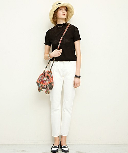 BYTU セルビッチデニム テーパード