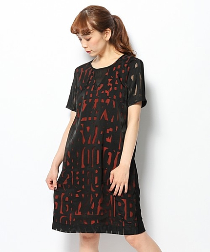 レターデボアTシャツワンピース(PaulSmithBLACK)