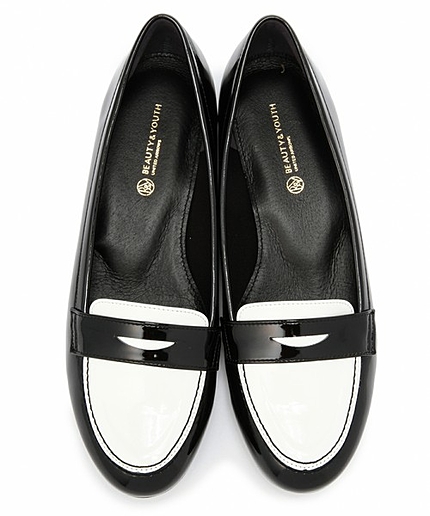 BYSF エナメルローファー