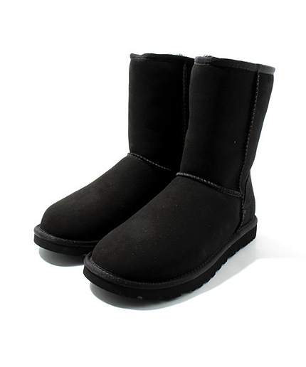 UGG CLASSICS SHORT /アグ / ブーツ