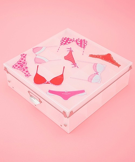 ランジェリー（プラスチックストレージボックス仕切り付き）
