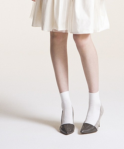 エナメルコンビパンプス