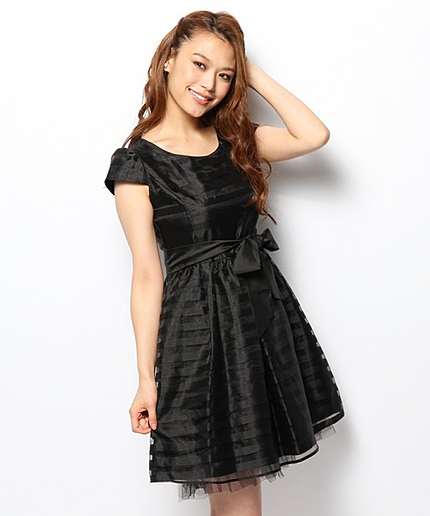 フェミニンオーガンジーボーダードレス