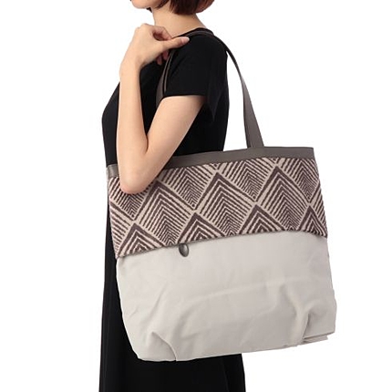 RAMO(ラーモ)トートバッグ