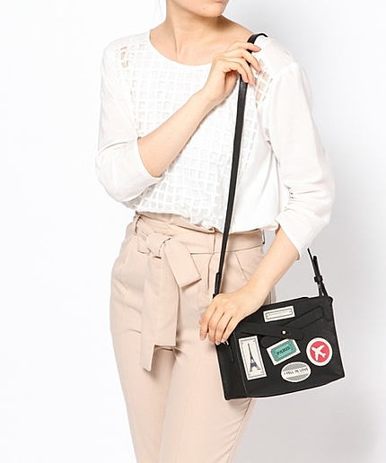 BARBARARIHLショルダーバッグ