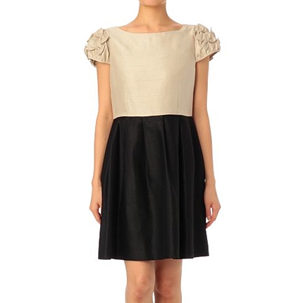 ポリエステルシャンタンワンピース