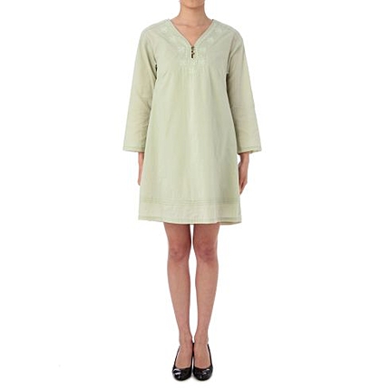 刺繍ネックコットンワンピース