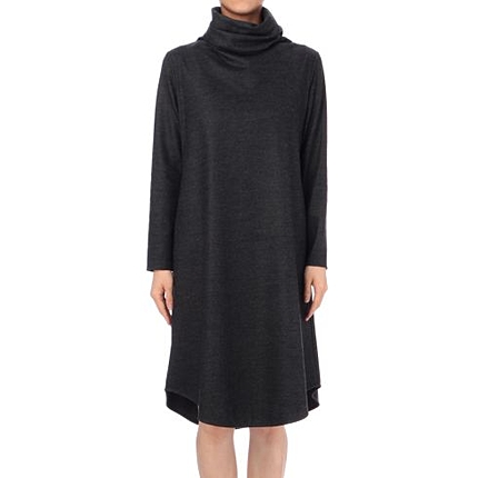 タートルネックワンピース