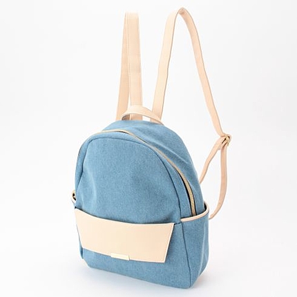 レザー調コンビリュック