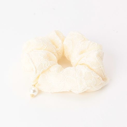 パールチャームレースシュシュ