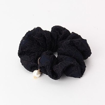 パールチャームレースシュシュ