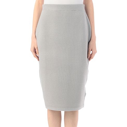 膝丈ニットスカート