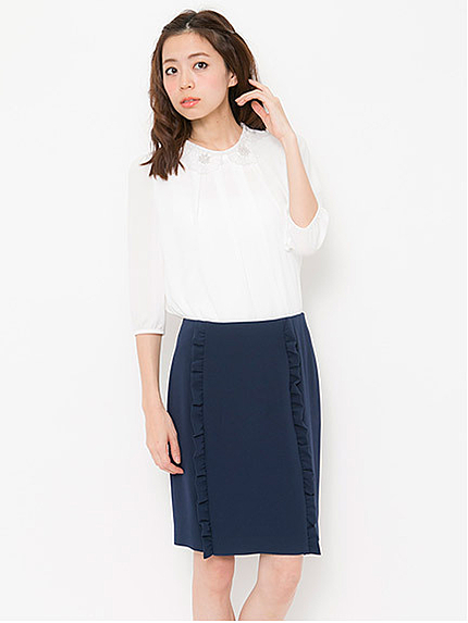 フロントフリルタイトスカート