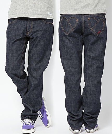 【mini5月号掲載】HEART POCKET TAPERED JEANS