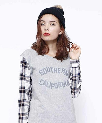 FUR KNITTED BEANIE　（ニットキャップ/ビーニー/無地/ファーポンポン付き）