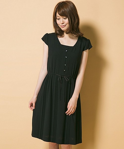 Ｐ／１３０ｄシフォンプリーツワンピース