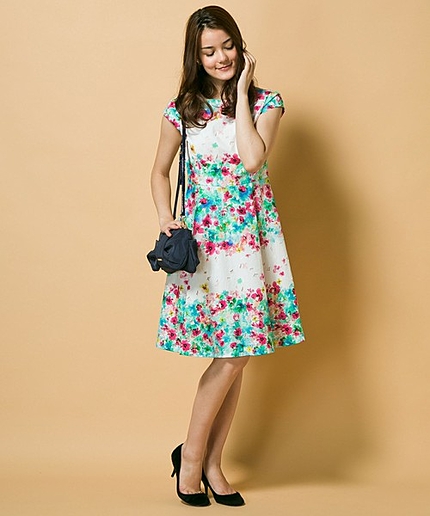 FLOWERONLACEドレス