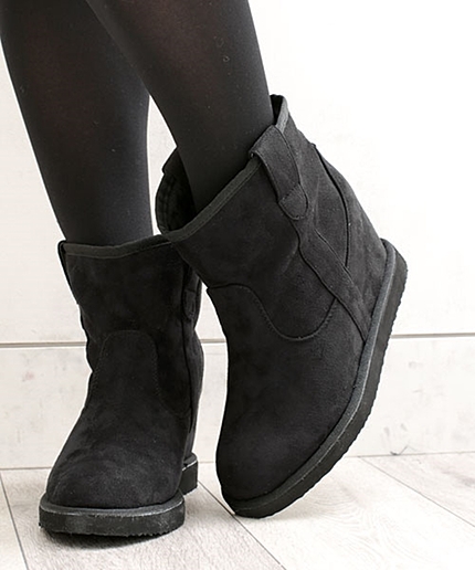 プレーンインヒールスエードブーツ