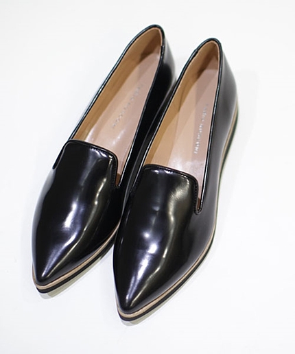 レザーポインテッドローヒール