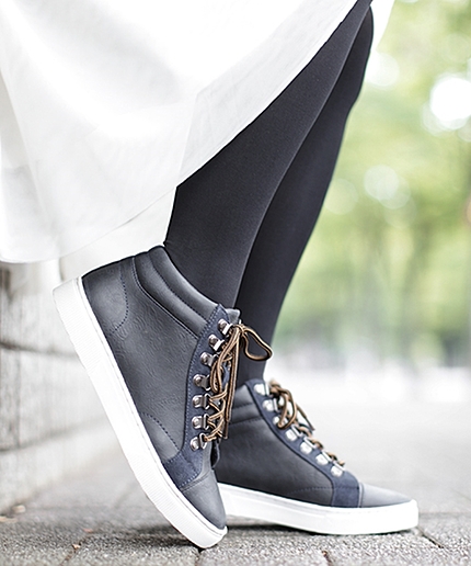 コンビレースアップスニーカー