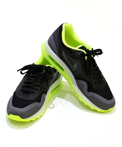 AIR MAX ルナ1