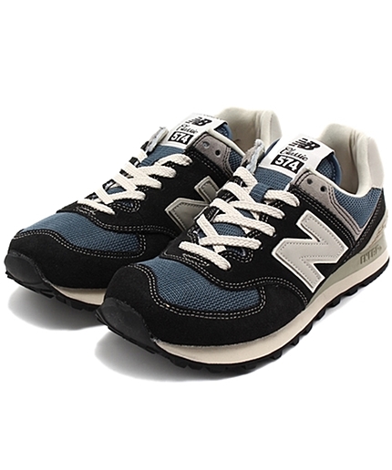 ML574 スニーカー