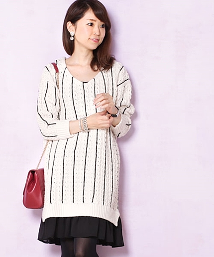 裾フリルストライプVネックニットOPL/S