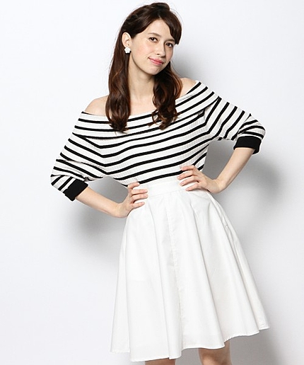 【カタログ掲載】フェーダカシミアオフショルニット