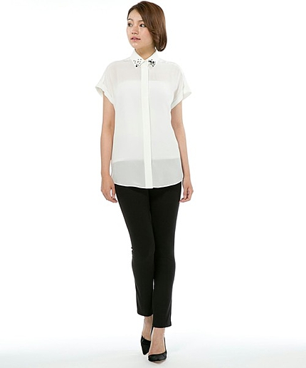 シルクビジューシャツブラウス