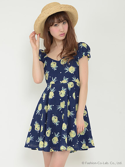 パイナップル柄ワンピース