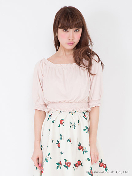 オフショルカットTOPS