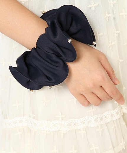 ビジューポイントシュシュ