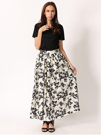 花柄マキシ丈スカート
