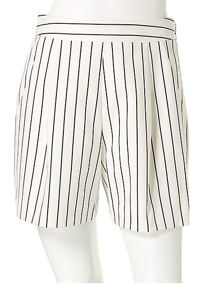 ストライプ柄タックショーパン