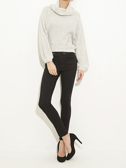 オフタートルニットTOPS