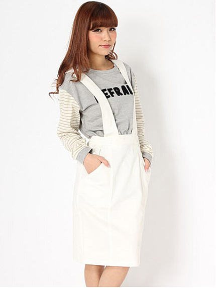 サスペンダー付きタイトスカート