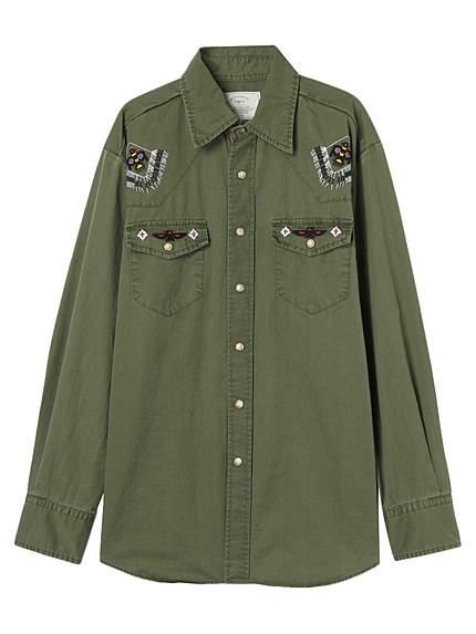 ネイティブ刺繍ミリタリーシャツ