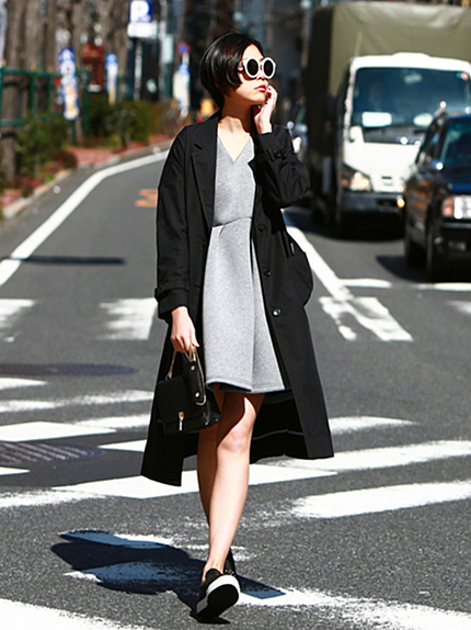 コンパクトギャバトレンチコート