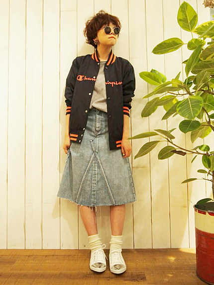 ブリーチデニムミドル丈スカート